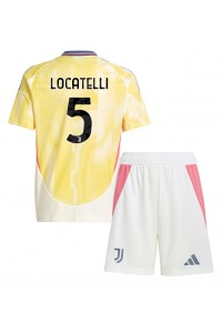 Juventus Manuel Locatelli #5 Babytruitje Uit tenue Kind 2024-25 Korte Mouw (+ Korte broeken)